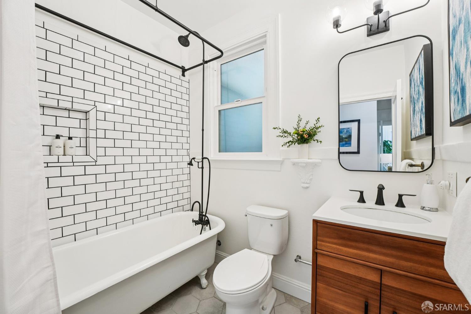 Detail Gallery Image 18 of 23 For 3967 18th St #4,  San Francisco,  CA 94114 - 1 Beds | 1 Baths