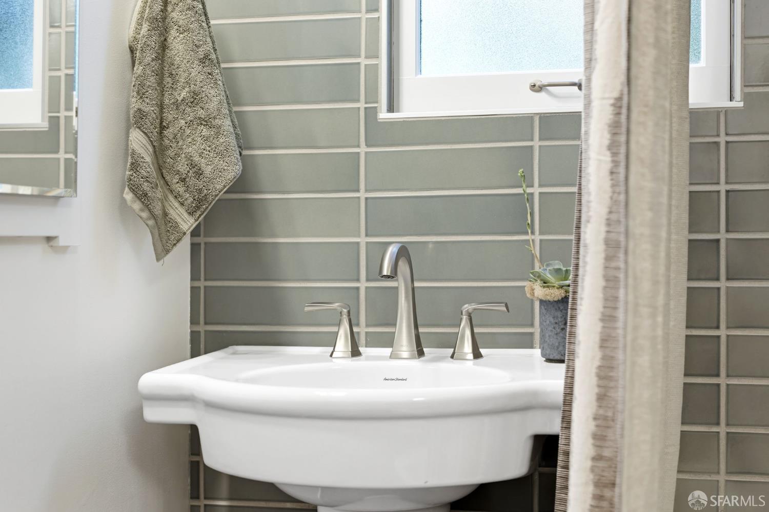 Detail Gallery Image 21 of 40 For 158 Carmel St, San Francisco,  CA 94117 - 2 Beds | 1 Baths