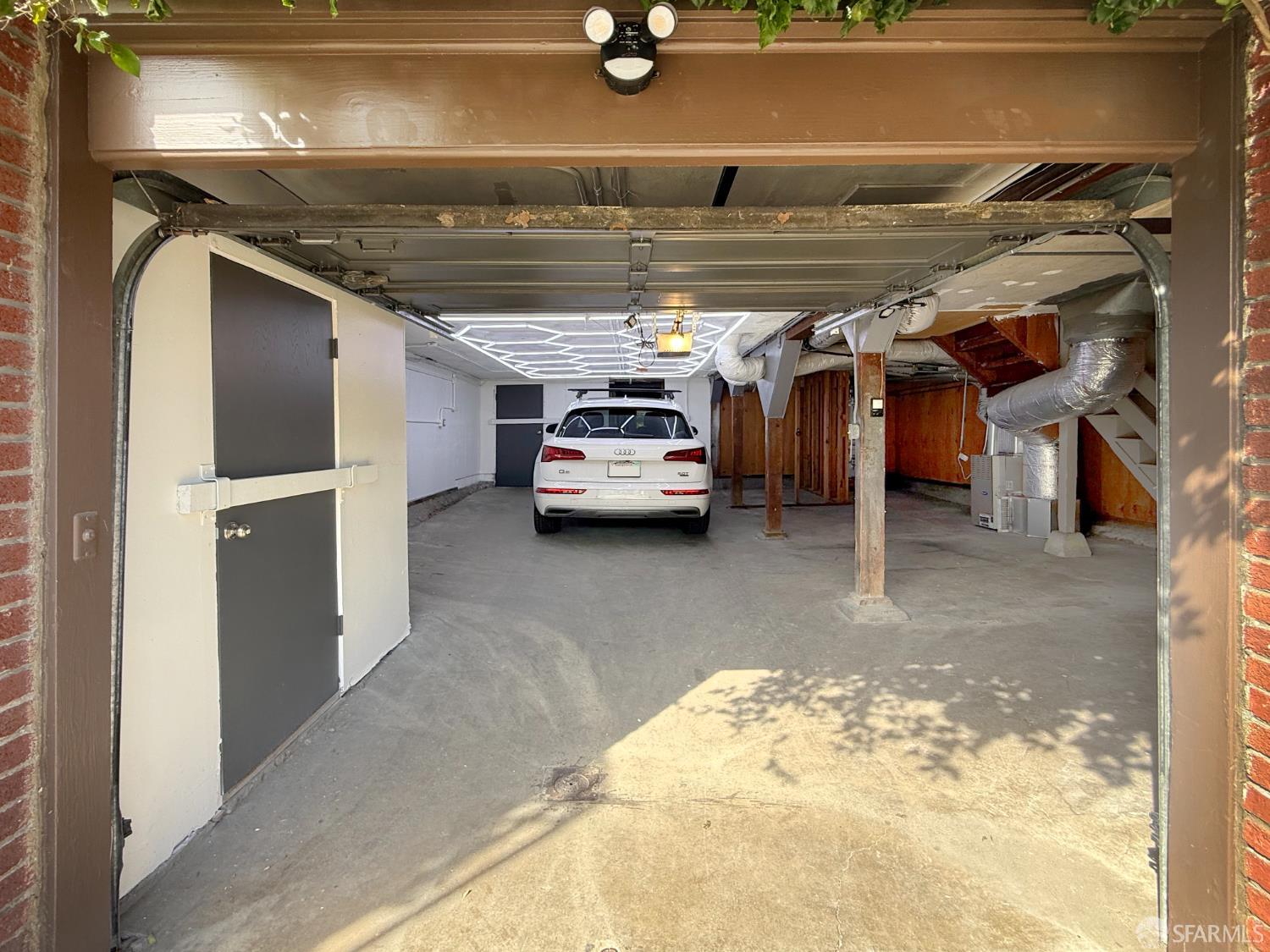 Detail Gallery Image 62 of 73 For 1819 8th Ave, San Francisco,  CA 94109 - 3 Beds | 2 Baths