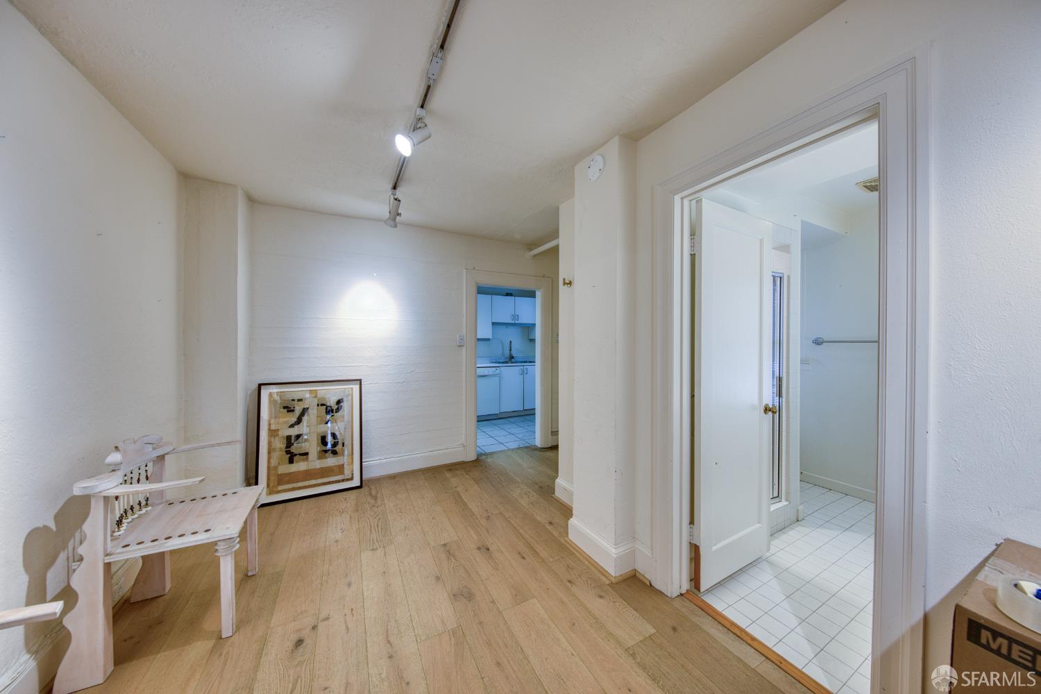 Detail Gallery Image 7 of 17 For 2100 Pine St, San Francisco,  CA 94115 - – Beds | – Baths