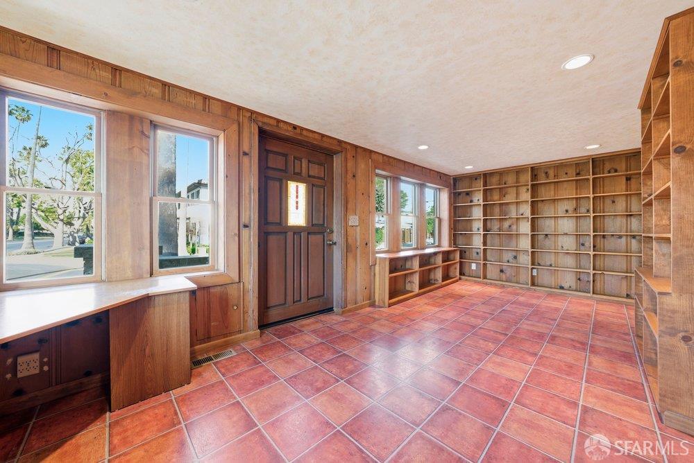 Detail Gallery Image 22 of 82 For 1208 Martin Ave, San Jose,  CA 95126 - 2 Beds | 2 Baths