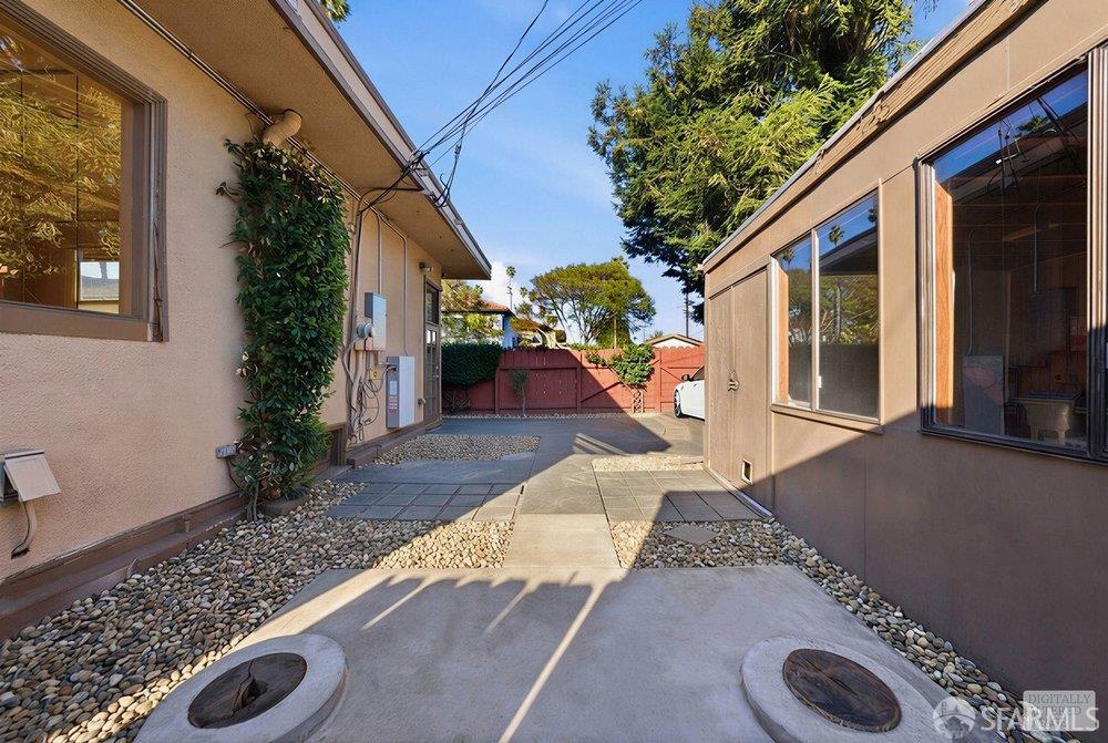 Detail Gallery Image 66 of 82 For 1208 Martin Ave, San Jose,  CA 95126 - 2 Beds | 2 Baths