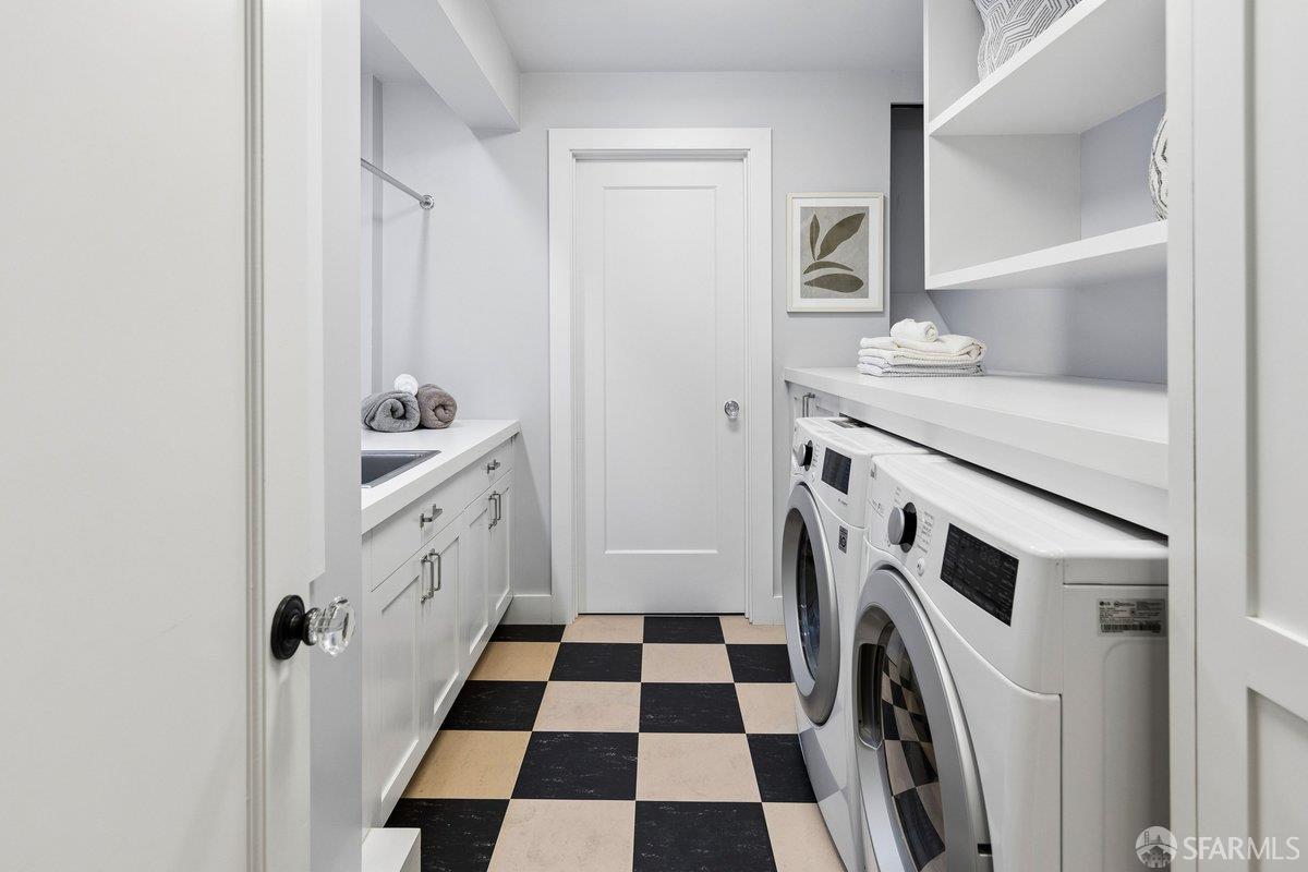 Detail Gallery Image 58 of 76 For 2649 Green St, San Francisco,  CA 94123 - 6 Beds | 6/1 Baths