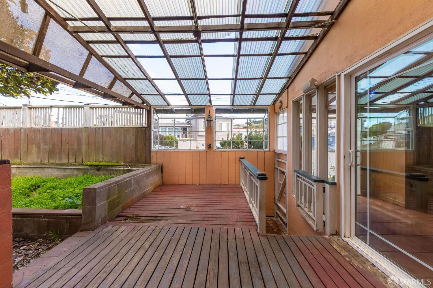 Detail Gallery Image 78 of 93 For 95 South Hill Blvd, San Francisco,  CA 94112 - 3 Beds | 2 Baths