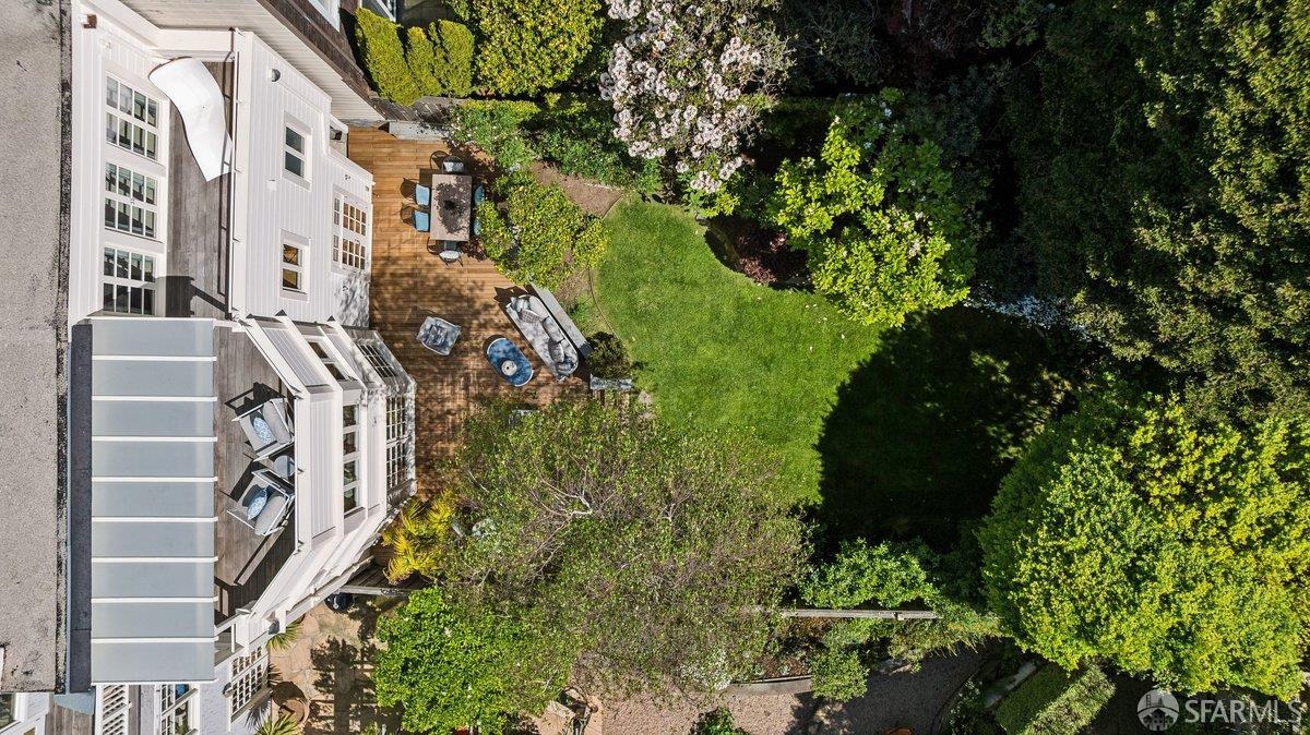 Detail Gallery Image 63 of 76 For 2649 Green St, San Francisco,  CA 94123 - 6 Beds | 6/1 Baths