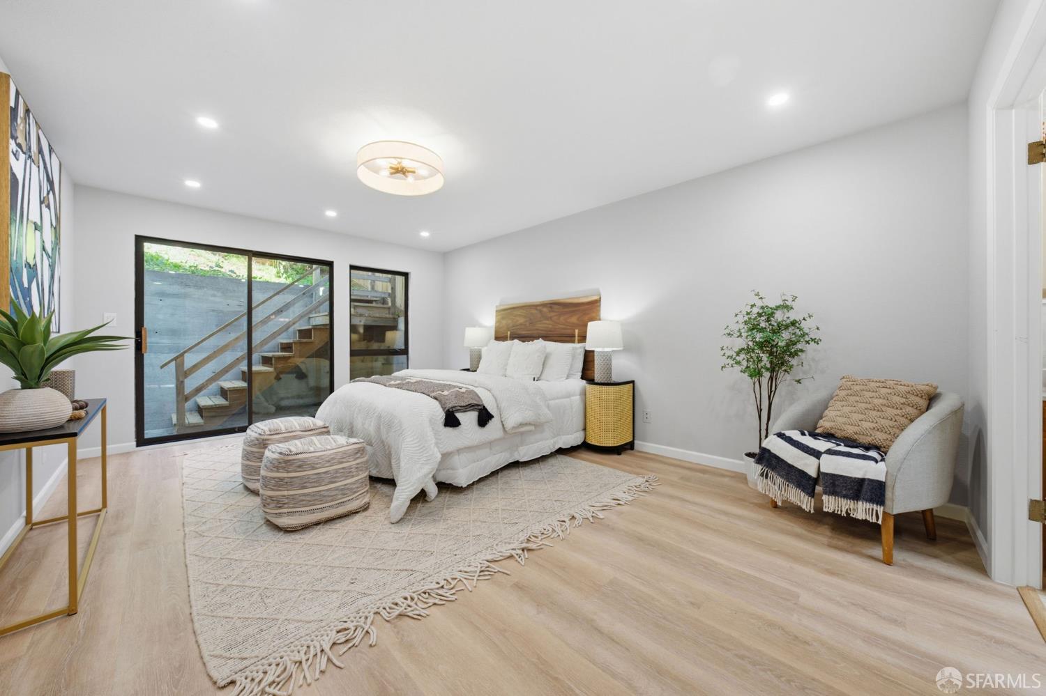 Detail Gallery Image 39 of 78 For 1998 14th Ave, San Francisco,  CA 94116 - 3 Beds | 3 Baths