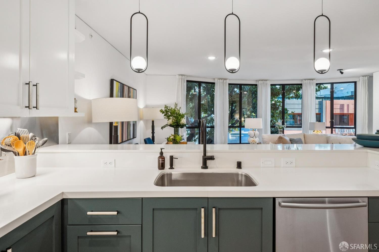 Photo #12: 426114544 Listing: Photo #12