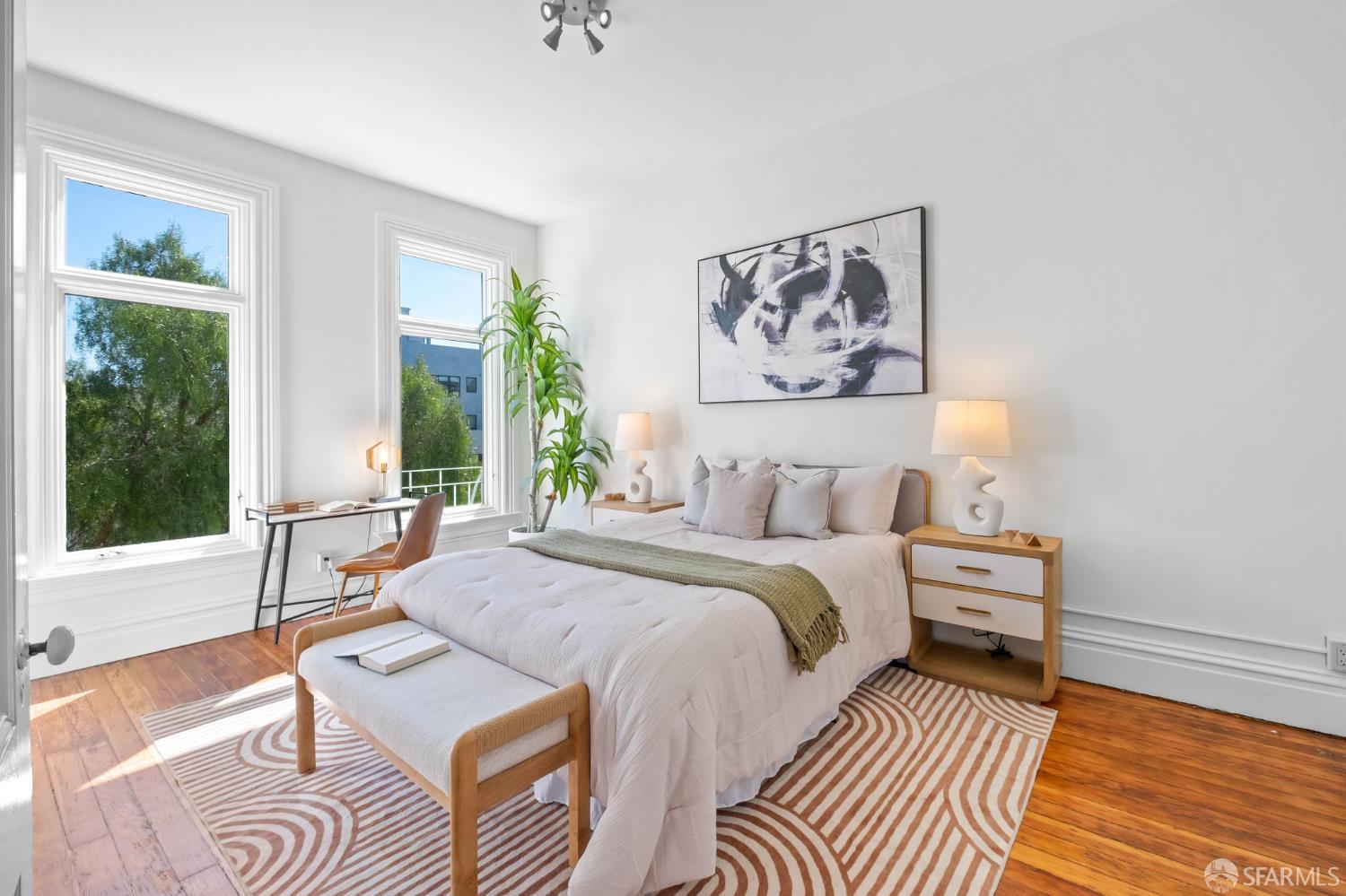 Detail Gallery Image 29 of 79 For 569 Capp St, San Francisco,  CA 94110 - 5 Beds | 3 Baths