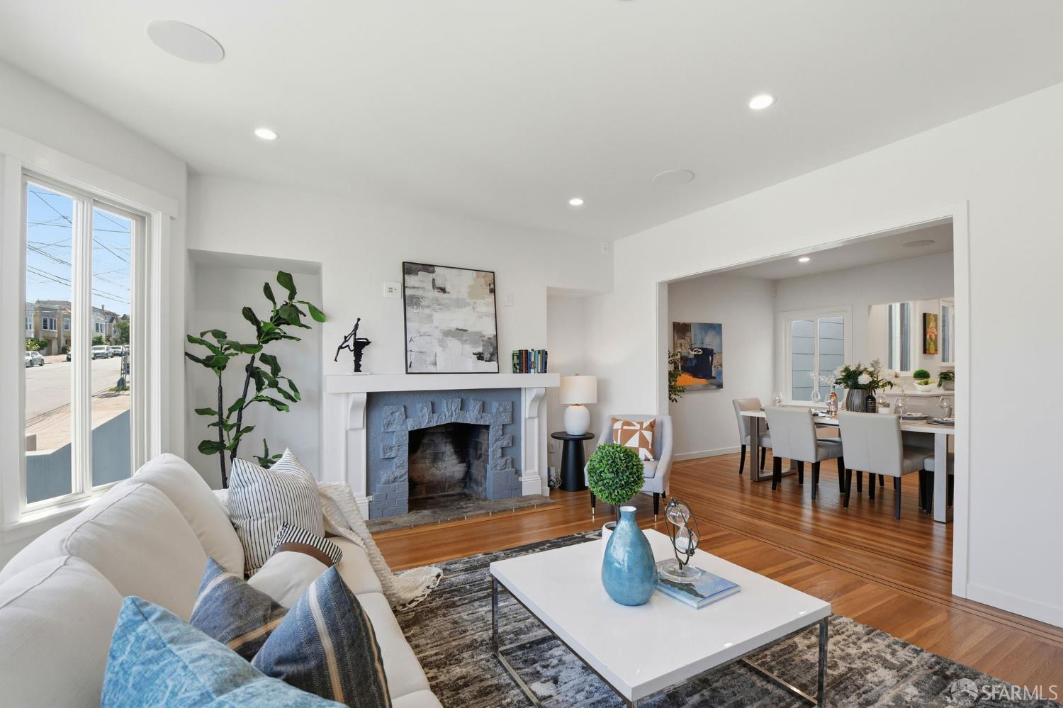 Detail Gallery Image 6 of 42 For 1627 22nd Ave, San Francisco,  CA 94122 - 2 Beds | 1/1 Baths