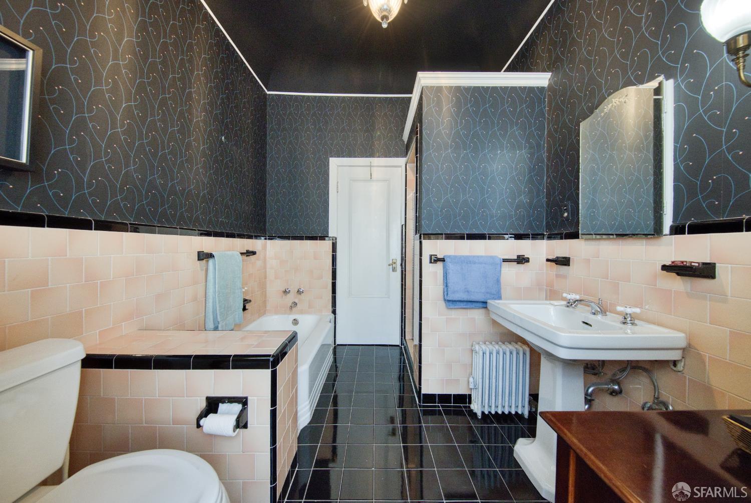 Detail Gallery Image 11 of 17 For 2100 Pine St, San Francisco,  CA 94115 - – Beds | – Baths