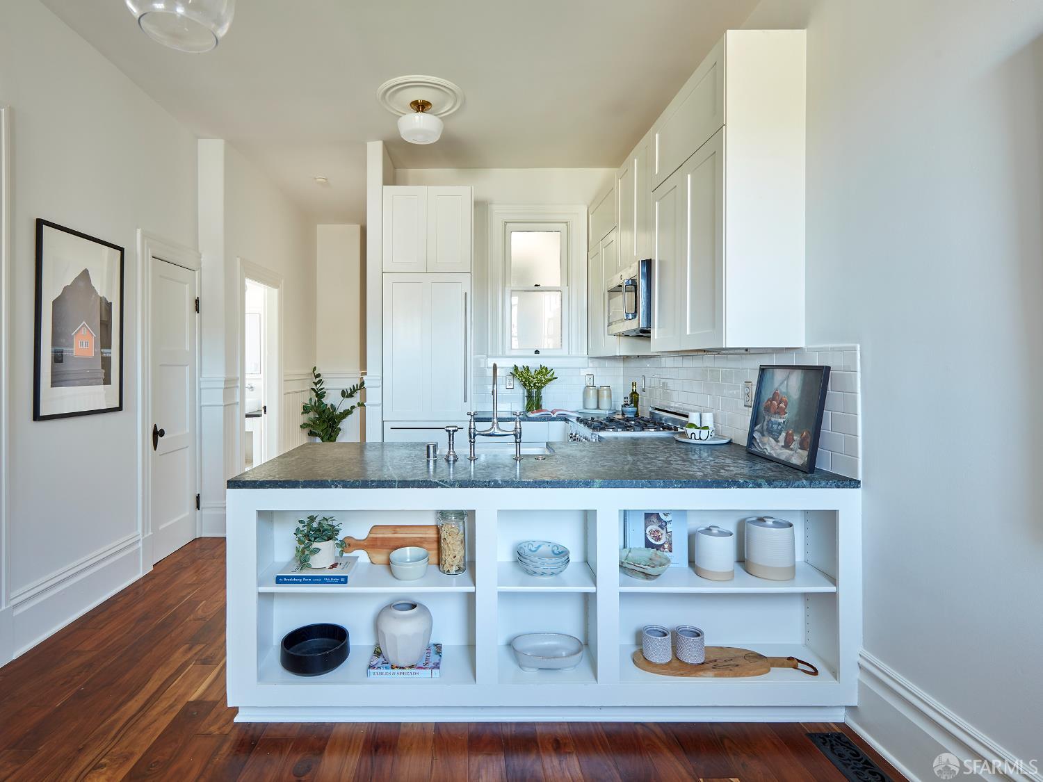 Detail Gallery Image 6 of 29 For 214 Prospect Ave, San Francisco,  CA 94110 - 3 Beds | 2 Baths