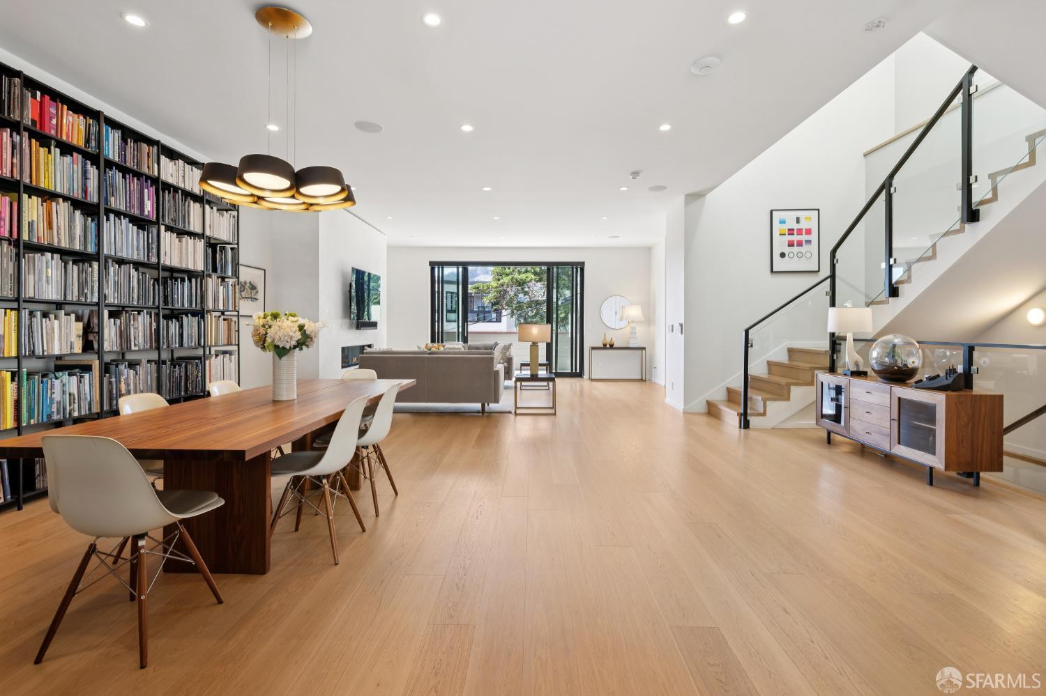 Detail Gallery Image 7 of 56 For 55 Hiliritas Ave, San Francisco,  CA 94131 - 4 Beds | 3/1 Baths