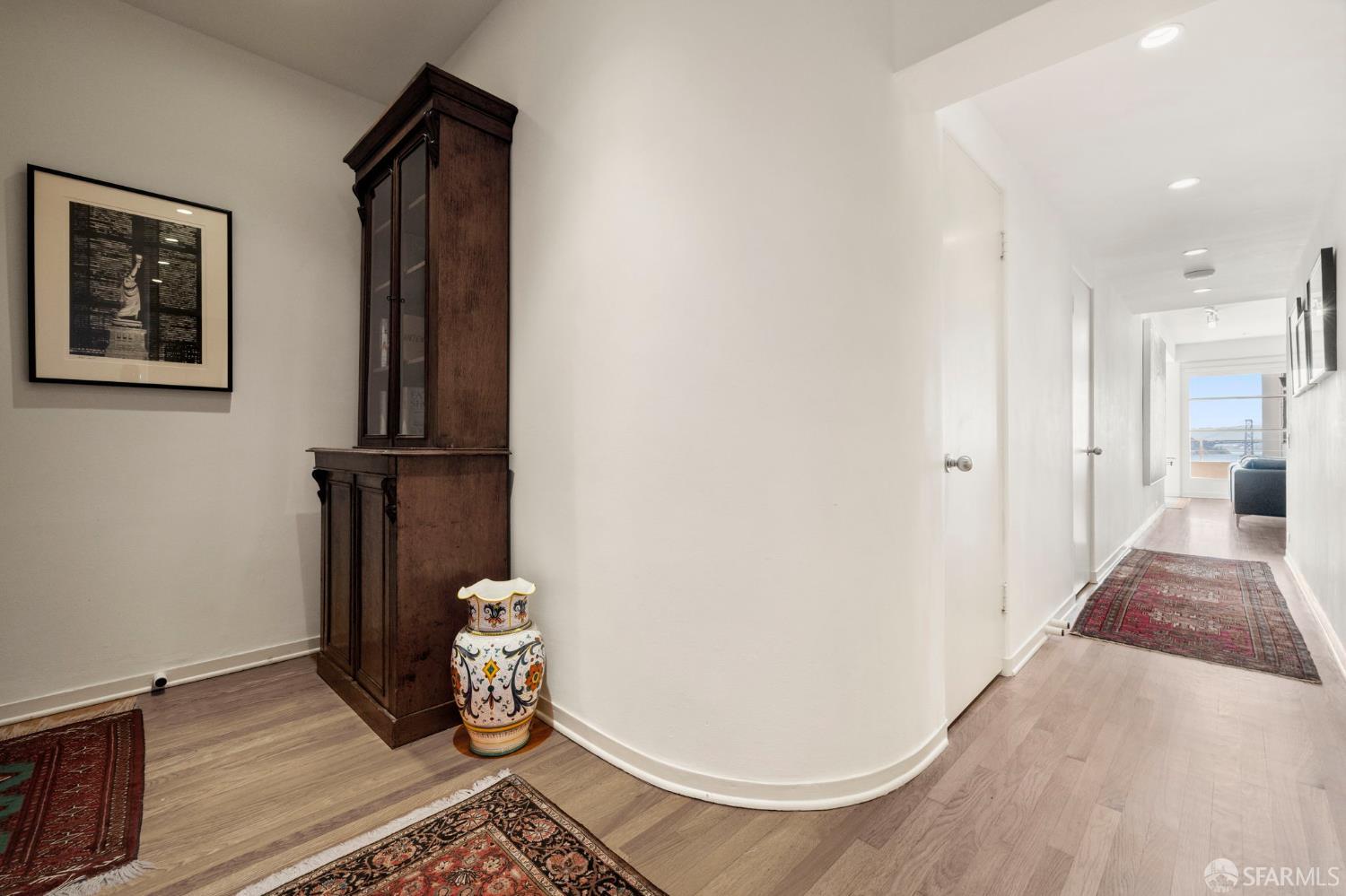 Detail Gallery Image 20 of 64 For 1360 Montgomery St #2,  San Francisco,  CA 94133 - 1 Beds | 1 Baths