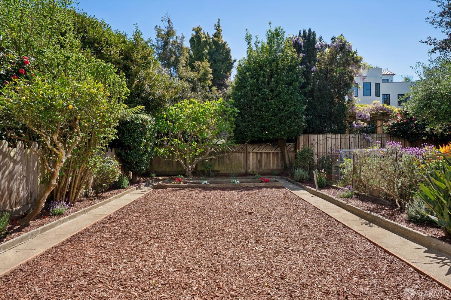 Detail Gallery Image 49 of 62 For 2335 Bay St, San Francisco,  CA 94123 - – Beds | – Baths