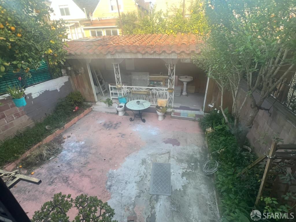 Detail Gallery Image 15 of 15 For 913 Florida St, San Francisco,  CA 94110 - 2 Beds | 1 Baths