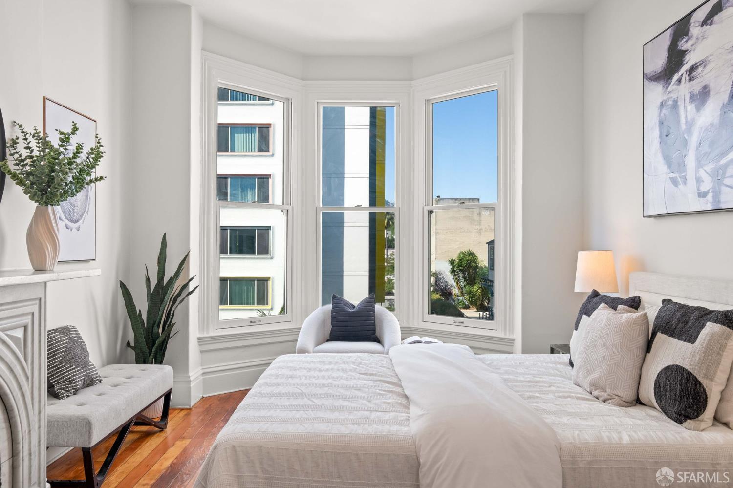 Detail Gallery Image 38 of 79 For 569 Capp St, San Francisco,  CA 94110 - 5 Beds | 3 Baths