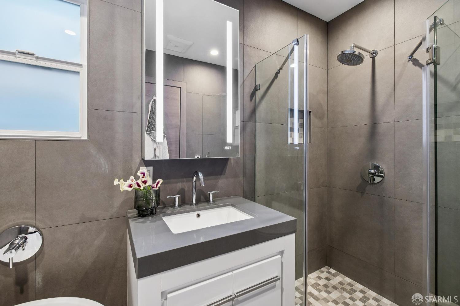 Detail Gallery Image 20 of 43 For 456 Kansas St #1,  San Francisco,  CA 94107 - 3 Beds | 2 Baths