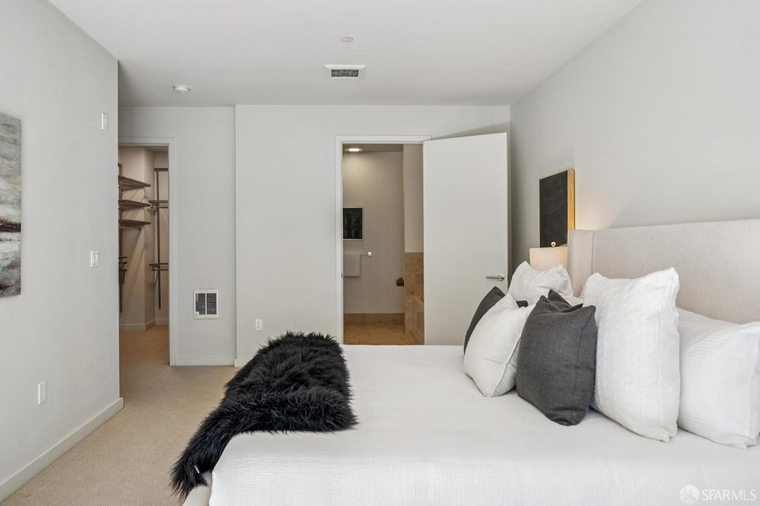 Photo #26: 426115489 Listing: Photo #26