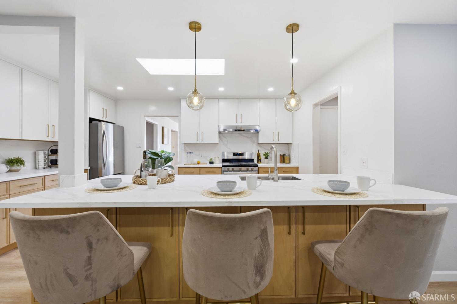 Detail Gallery Image 23 of 78 For 1998 14th Ave, San Francisco,  CA 94116 - 3 Beds | 3 Baths