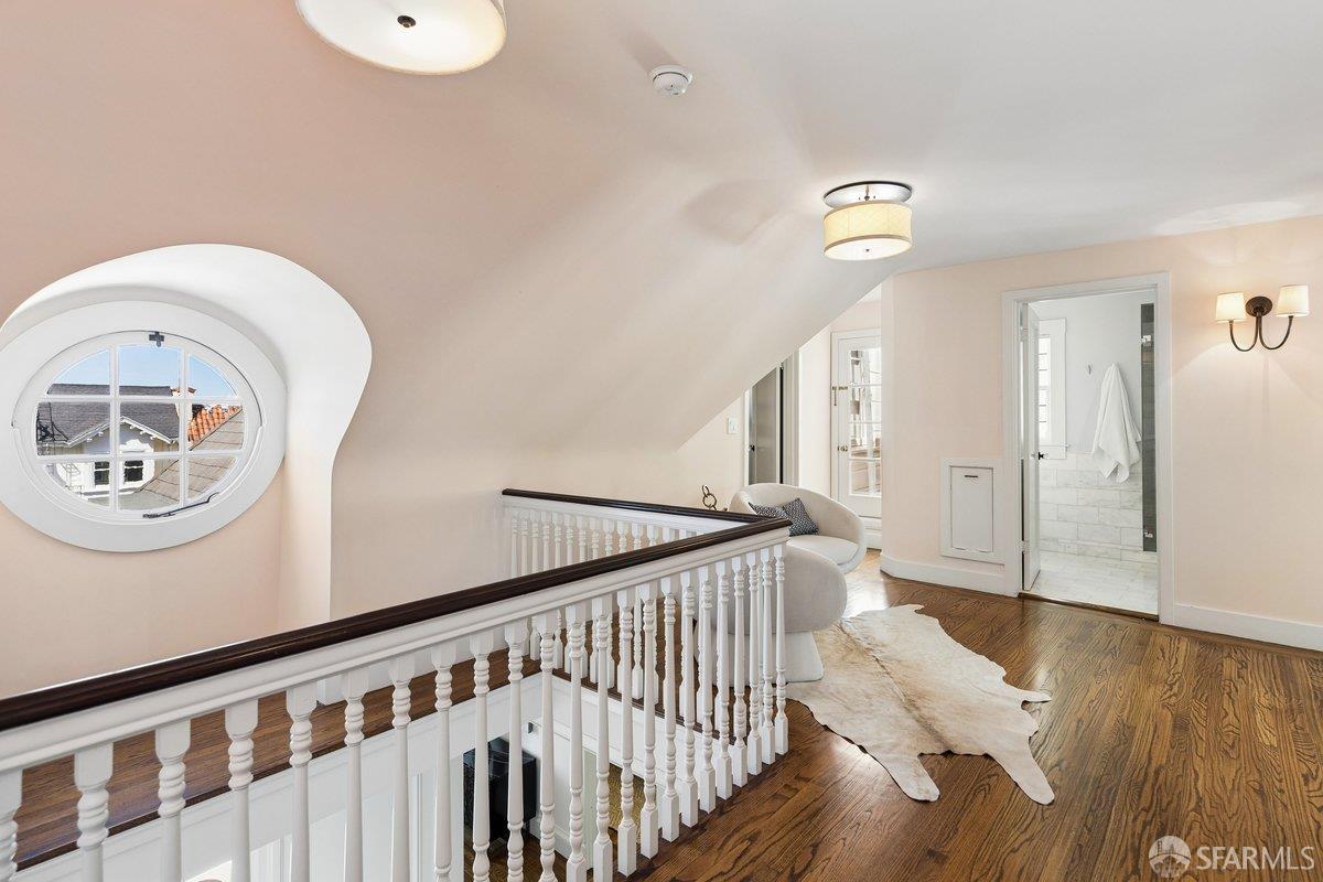 Detail Gallery Image 44 of 76 For 2649 Green St, San Francisco,  CA 94123 - 6 Beds | 6/1 Baths