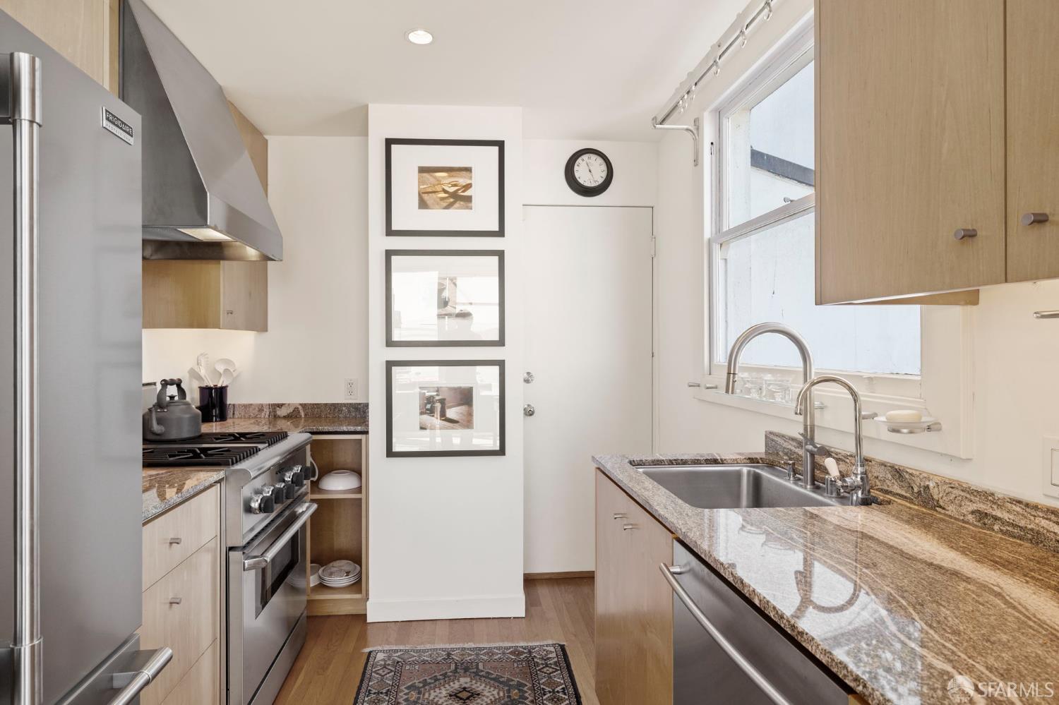 Detail Gallery Image 39 of 64 For 1360 Montgomery St #2,  San Francisco,  CA 94133 - 1 Beds | 1 Baths