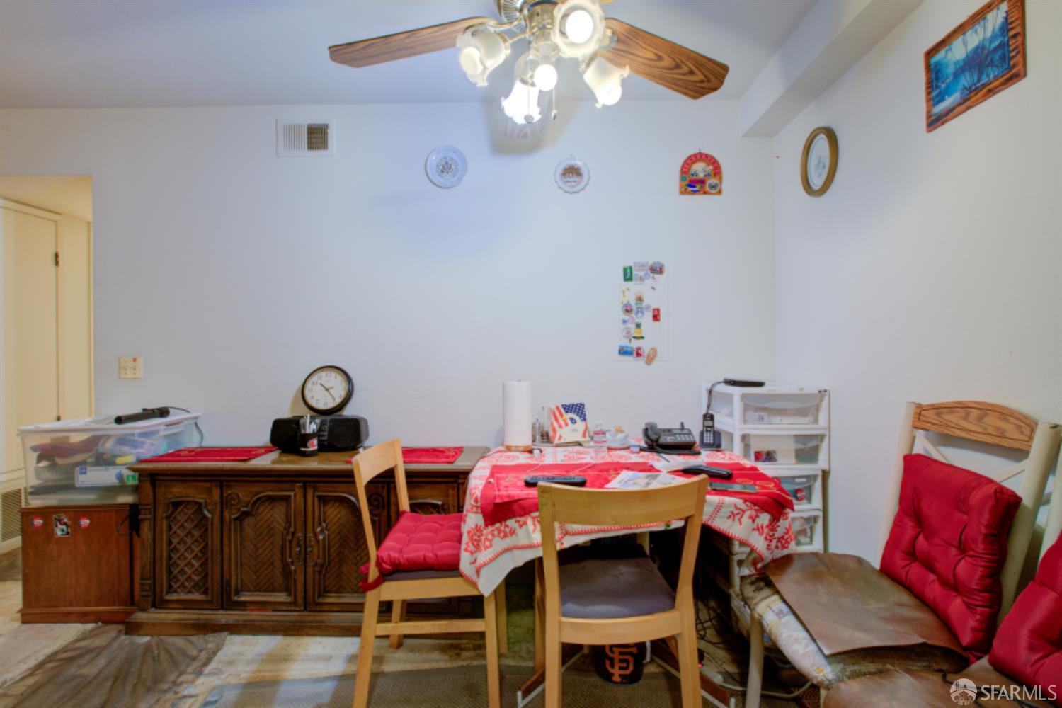 Detail Gallery Image 10 of 22 For 711 S Bayshore Blvd #10,  San Mateo,  CA 94401 - 1 Beds | 1 Baths