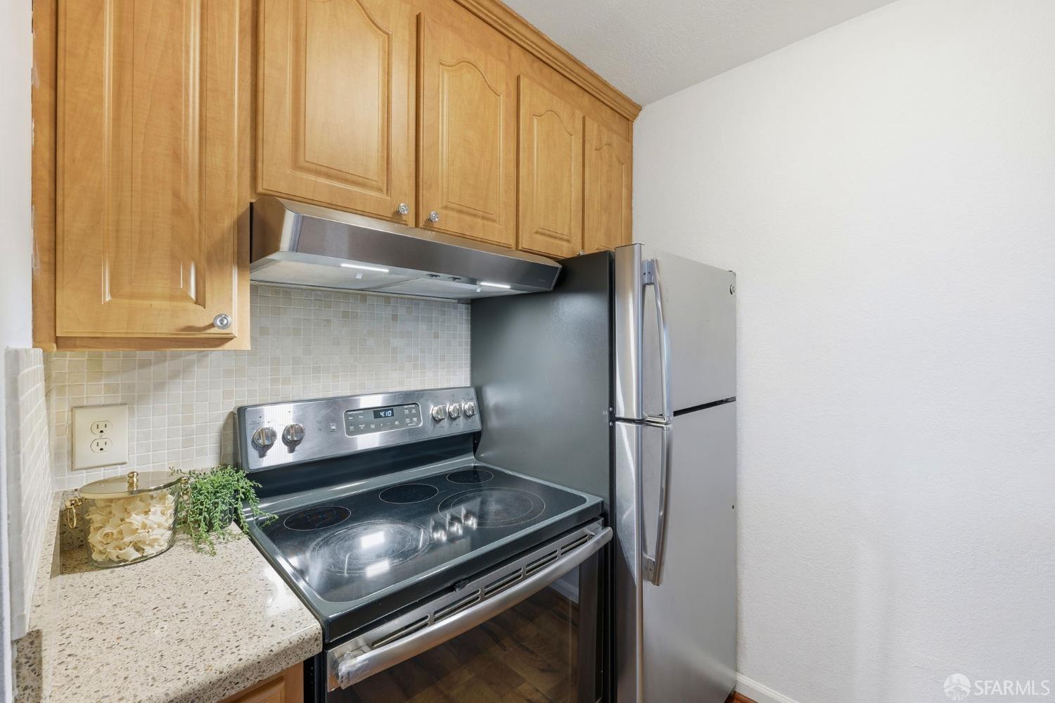 Detail Gallery Image 16 of 34 For 8109 Shelter Creek Ln, San Bruno,  CA 94066 - 0 Beds | 1 Baths