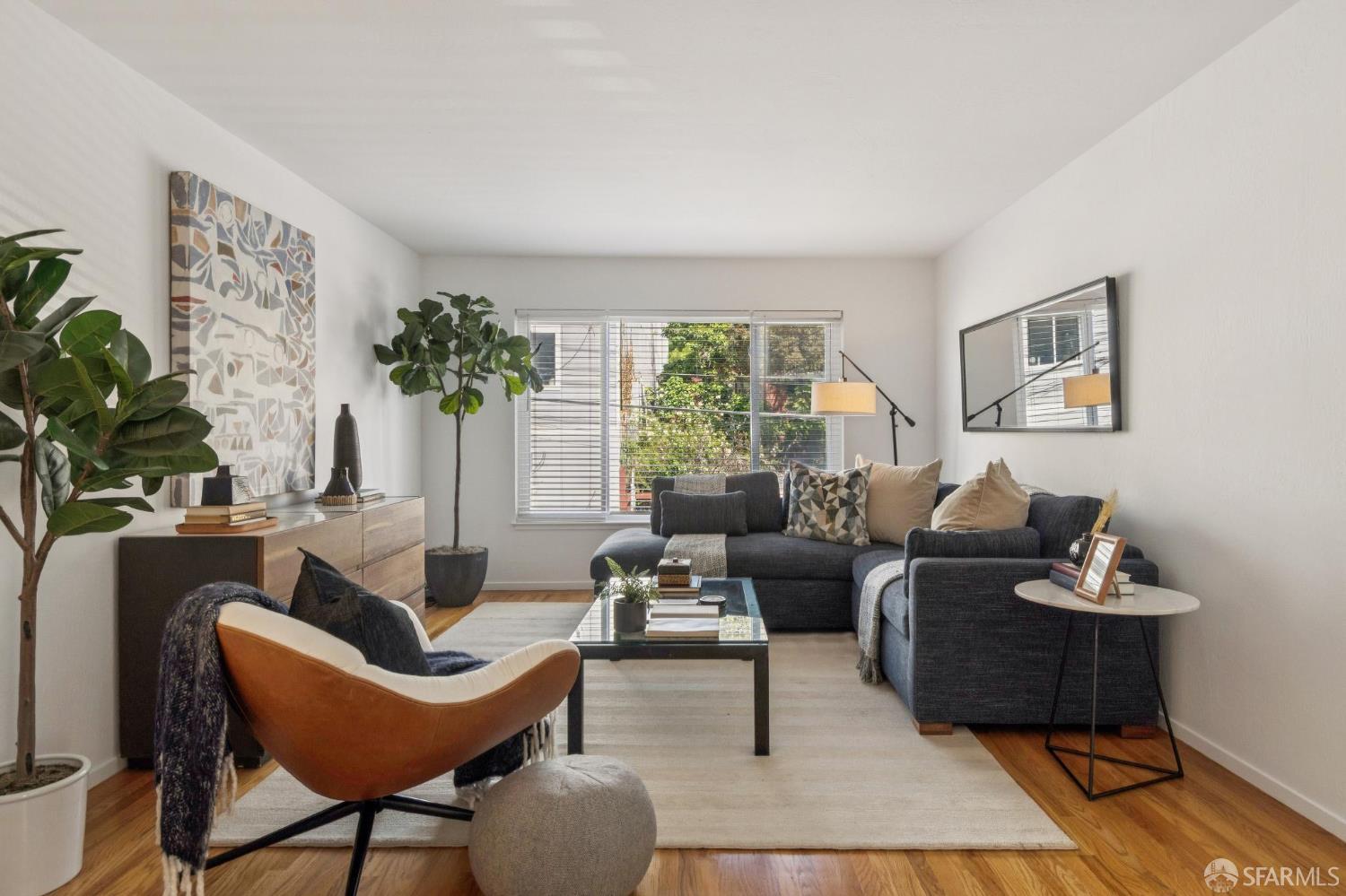 GLEN PARK Condos Condos For Sale