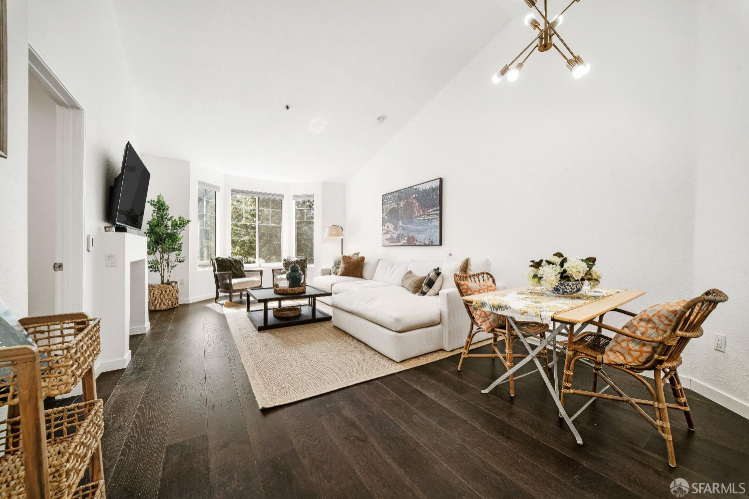 Detail Gallery Image 18 of 34 For 180 Caldecott Ln #314,  Oakland,  CA 94618 - 1 Beds | 1 Baths