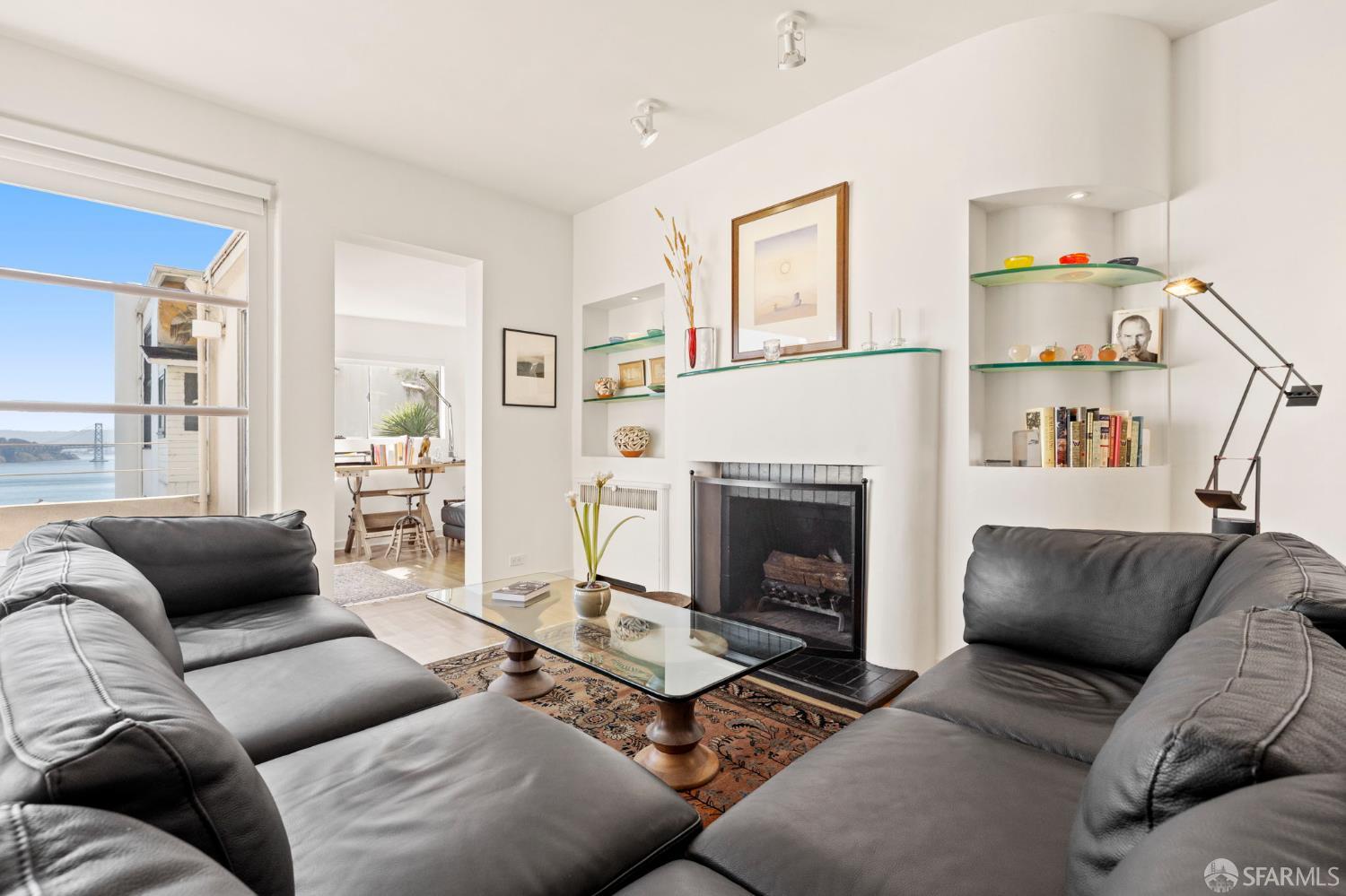 Detail Gallery Image 27 of 64 For 1360 Montgomery St #2,  San Francisco,  CA 94133 - 1 Beds | 1 Baths