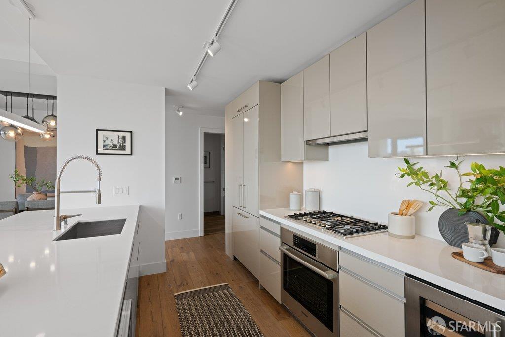 Detail Gallery Image 11 of 40 For 1450 Franklin St #1205,  San Francisco,  CA 94109 - 2 Beds | 2 Baths