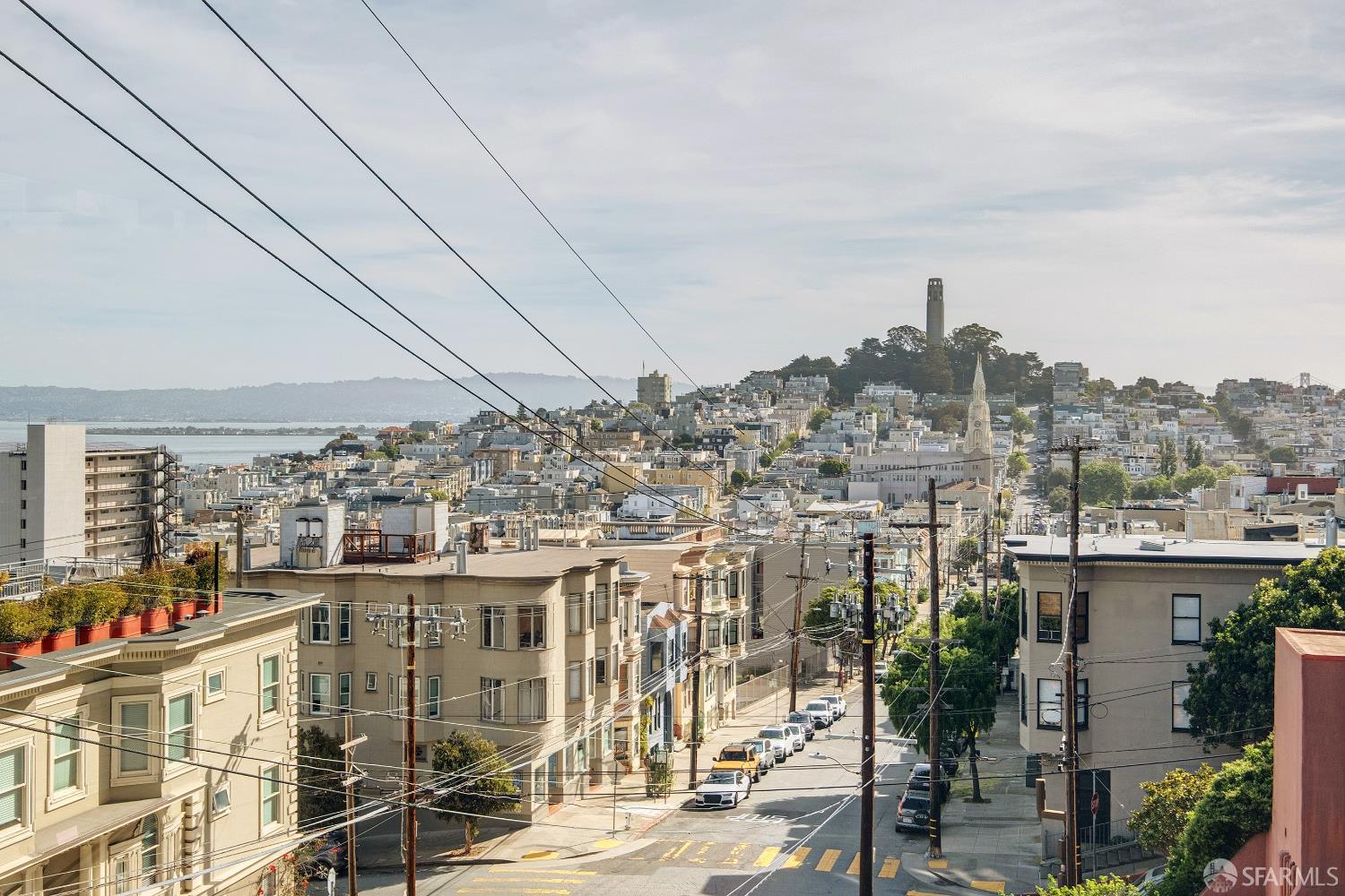 Detail Gallery Image 6 of 43 For 1041 Filbert St, San Francisco,  CA 94133 - 2 Beds | 1/1 Baths