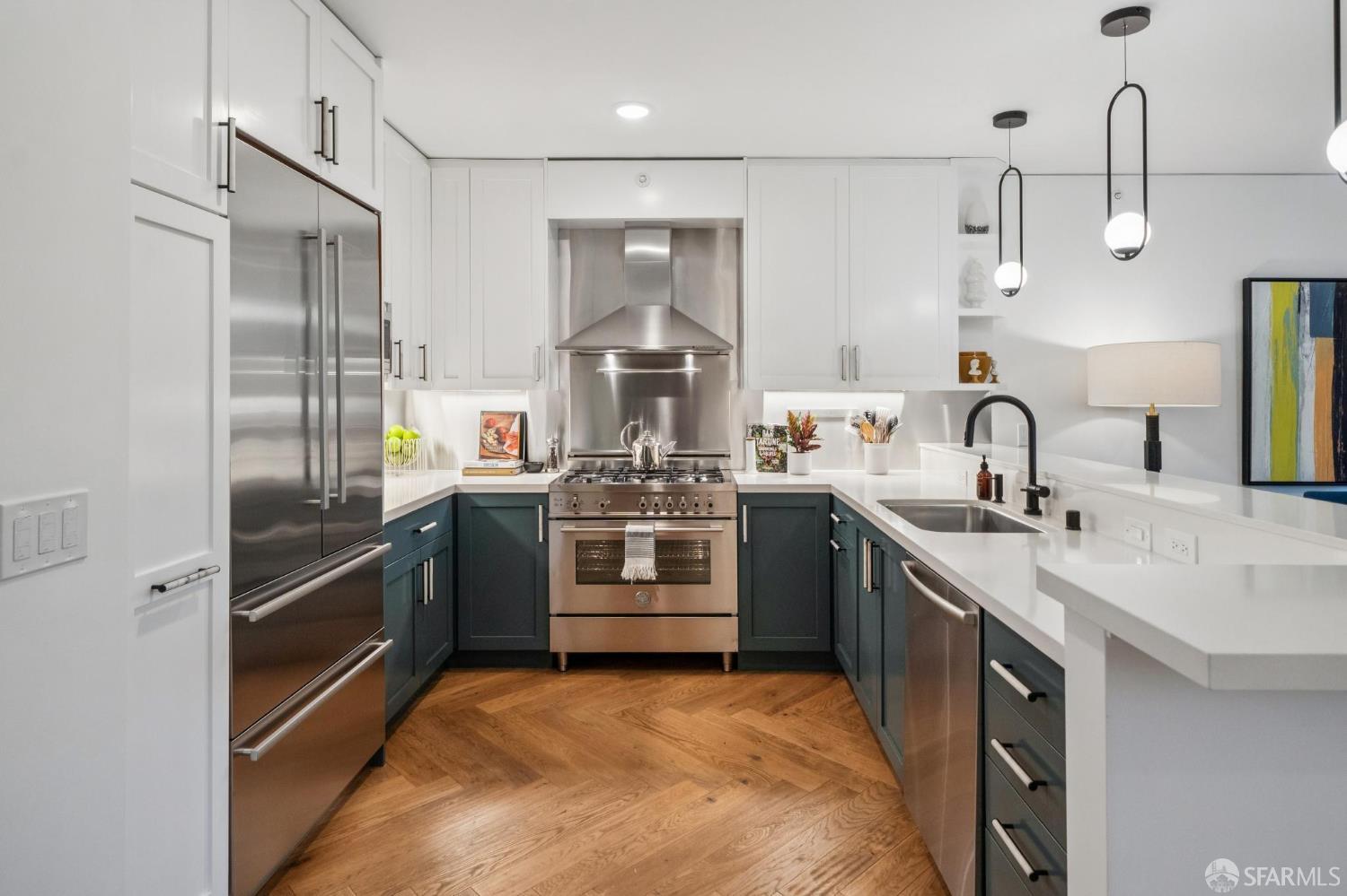 Photo #9: 426114544 Listing: Photo #9