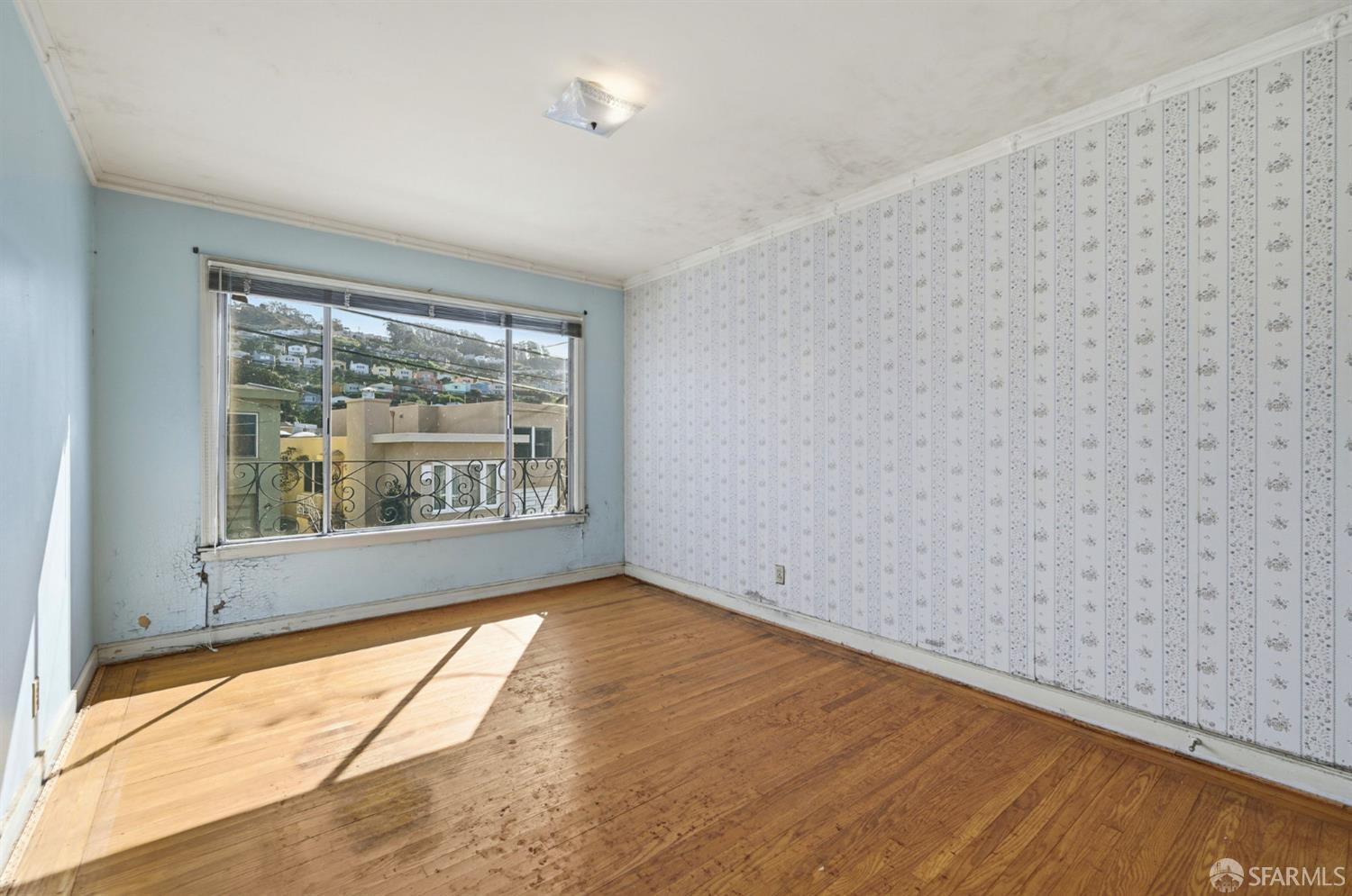 Detail Gallery Image 22 of 43 For 77 Lapham Way, San Francisco,  CA 94112 - 2 Beds | 1 Baths