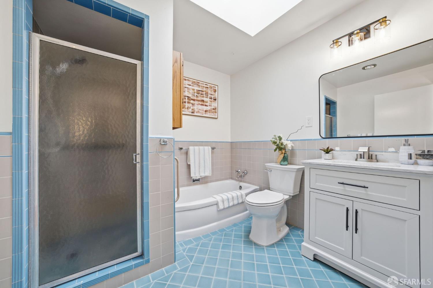 Detail Gallery Image 36 of 78 For 1998 14th Ave, San Francisco,  CA 94116 - 3 Beds | 3 Baths