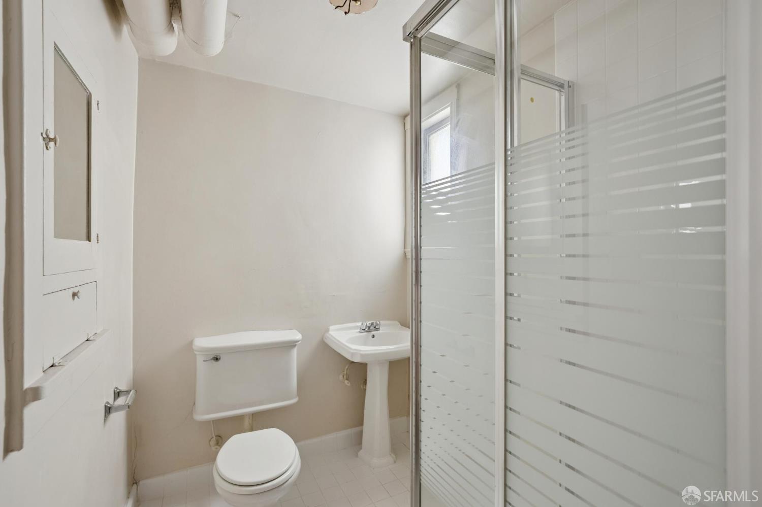 Detail Gallery Image 59 of 62 For 2335 Bay St, San Francisco,  CA 94123 - – Beds | – Baths