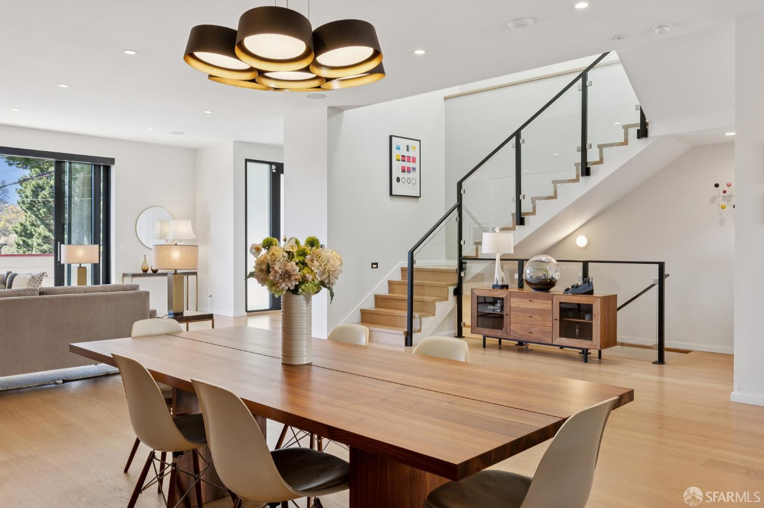 Detail Gallery Image 8 of 56 For 55 Hiliritas Ave, San Francisco,  CA 94131 - 4 Beds | 3/1 Baths