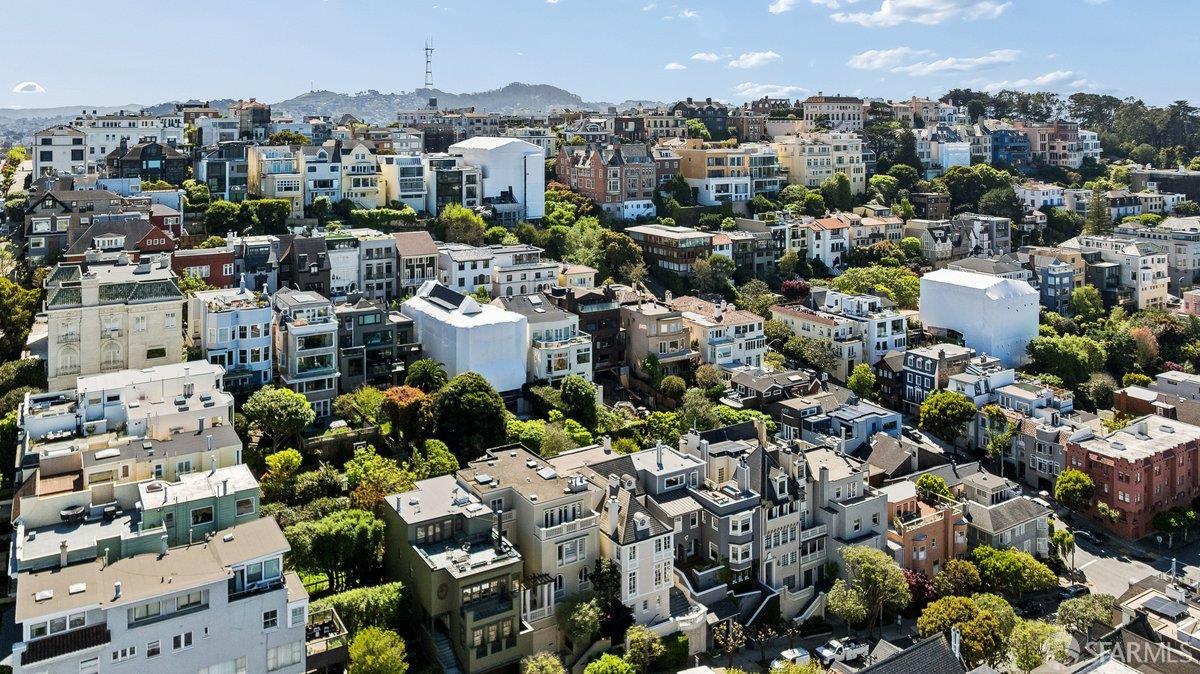 Detail Gallery Image 71 of 76 For 2649 Green St, San Francisco,  CA 94123 - 6 Beds | 6/1 Baths