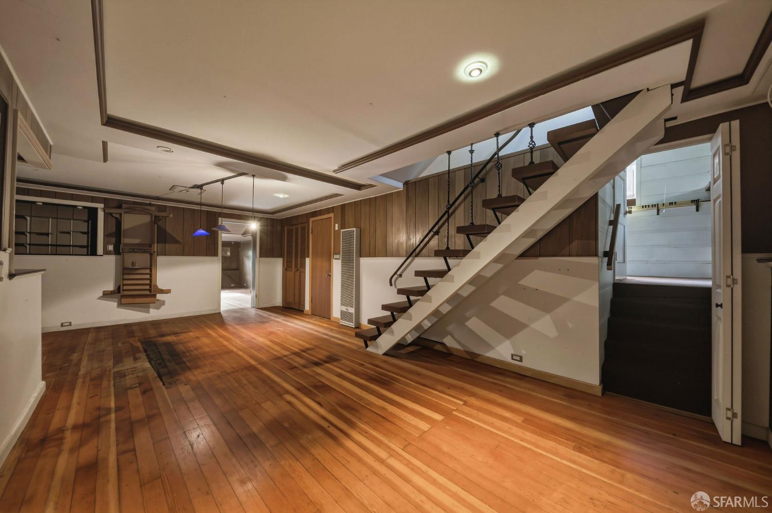 Detail Gallery Image 37 of 93 For 95 South Hill Blvd, San Francisco,  CA 94112 - 3 Beds | 2 Baths