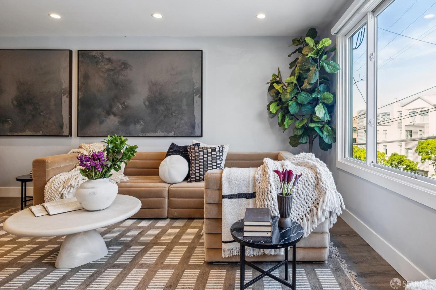 Detail Gallery Image 5 of 43 For 456 Kansas St #1,  San Francisco,  CA 94107 - 3 Beds | 2 Baths