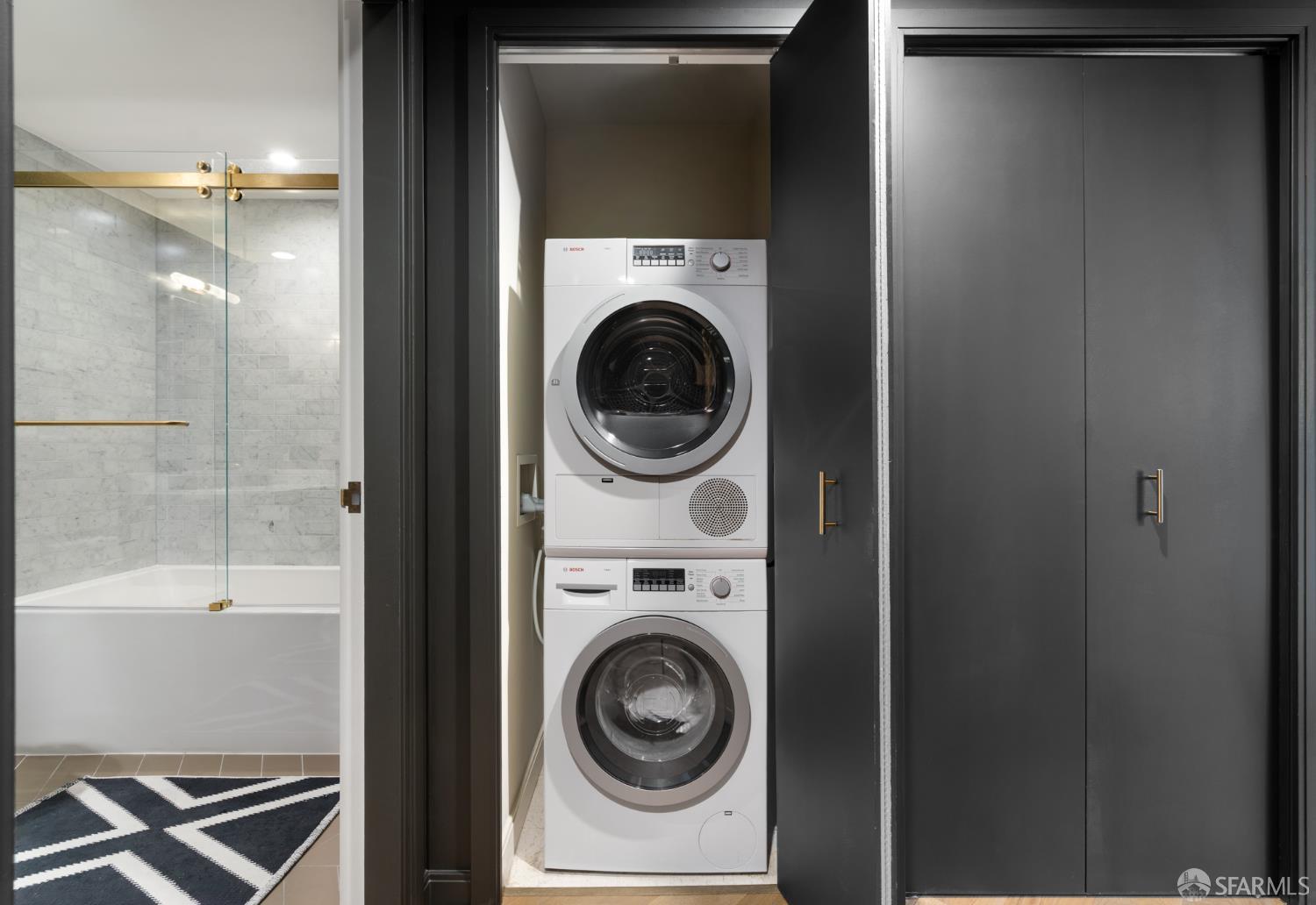 Photo #16: 426099624 Listing: Photo #16