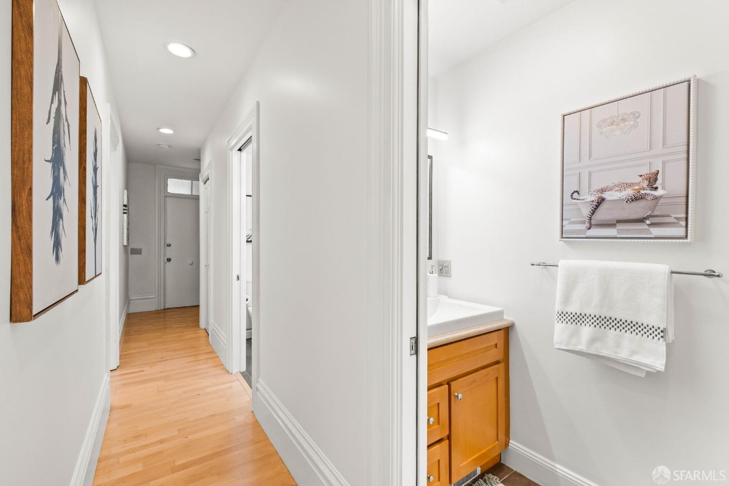 Detail Gallery Image 46 of 79 For 569 Capp St, San Francisco,  CA 94110 - 5 Beds | 3 Baths