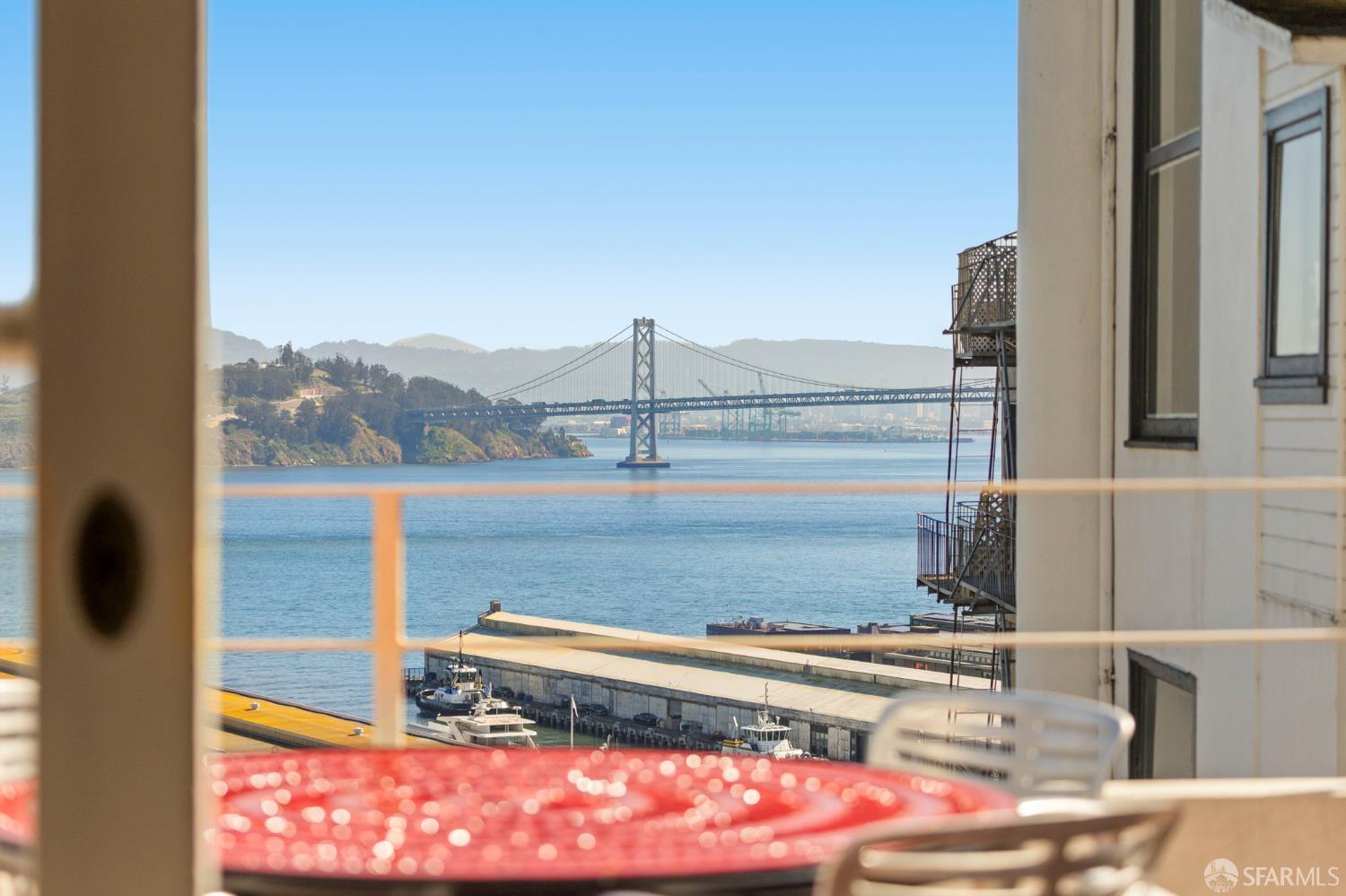 Detail Gallery Image 35 of 64 For 1360 Montgomery St #2,  San Francisco,  CA 94133 - 1 Beds | 1 Baths