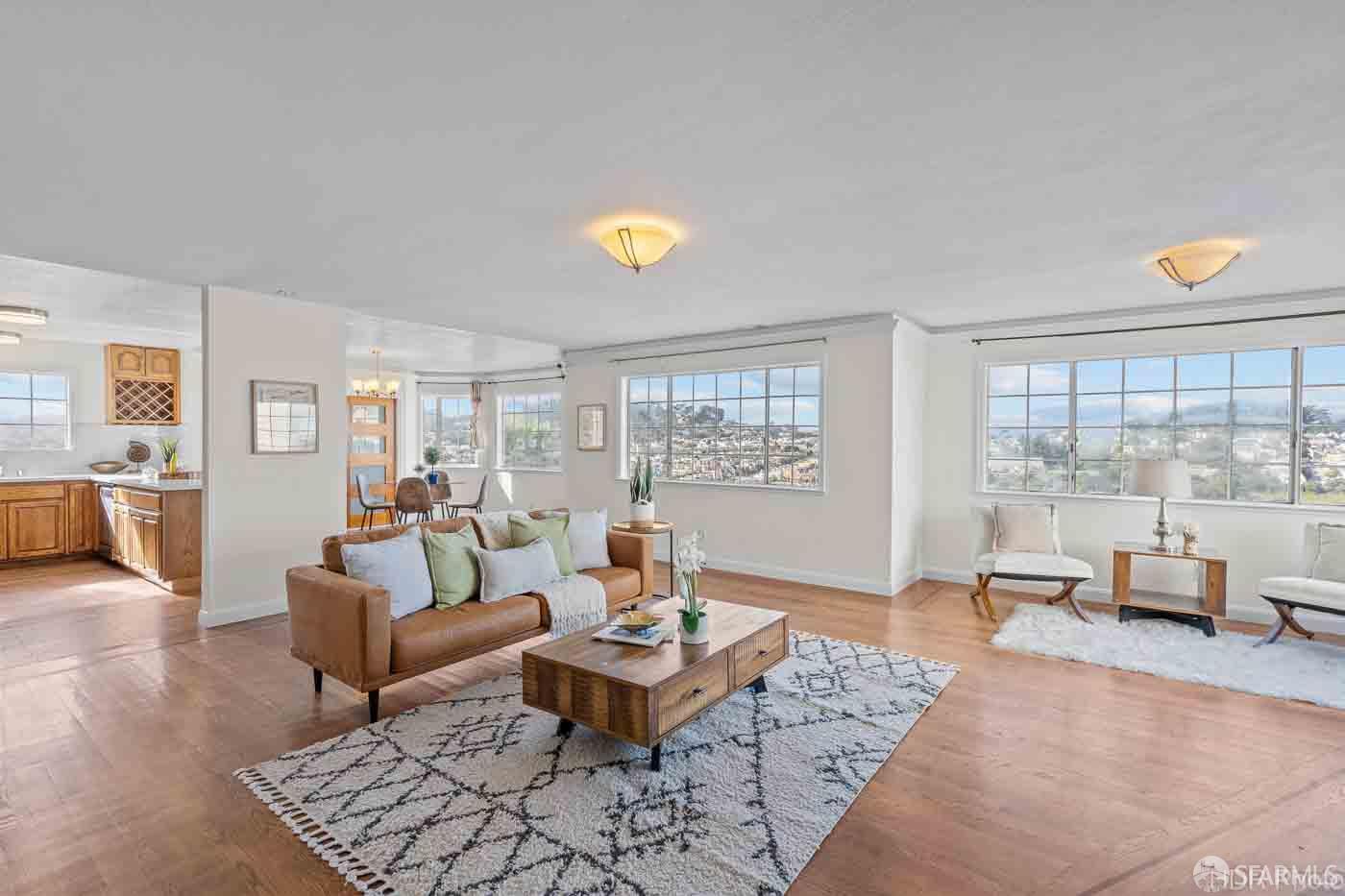 Detail Gallery Image 13 of 60 For 743 Silver Ave, San Francisco,  CA 94134 - 5 Beds | 6 Baths