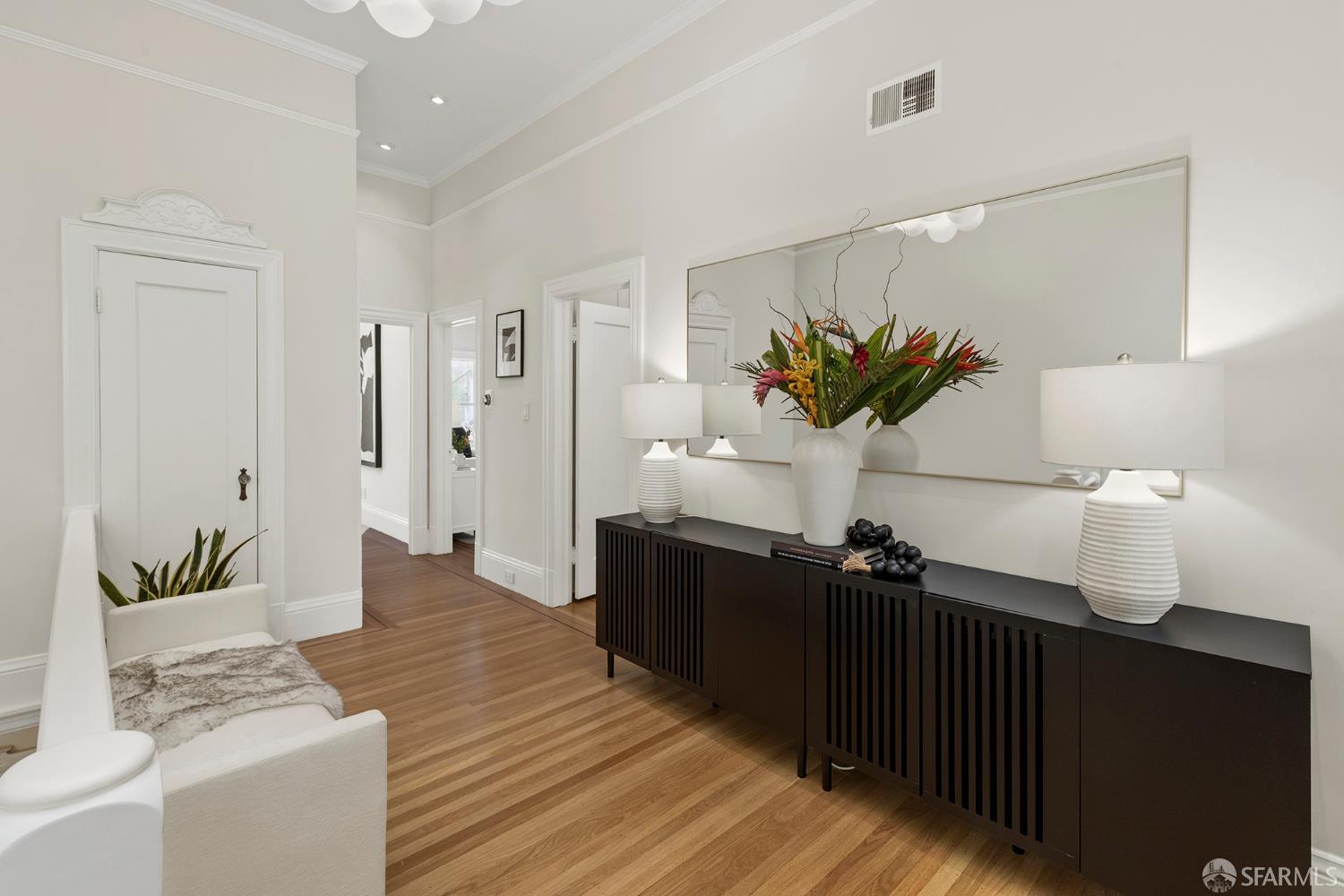 Detail Gallery Image 23 of 61 For 3036 Pierce St, San Francisco,  CA 94123 - 3 Beds | 2 Baths