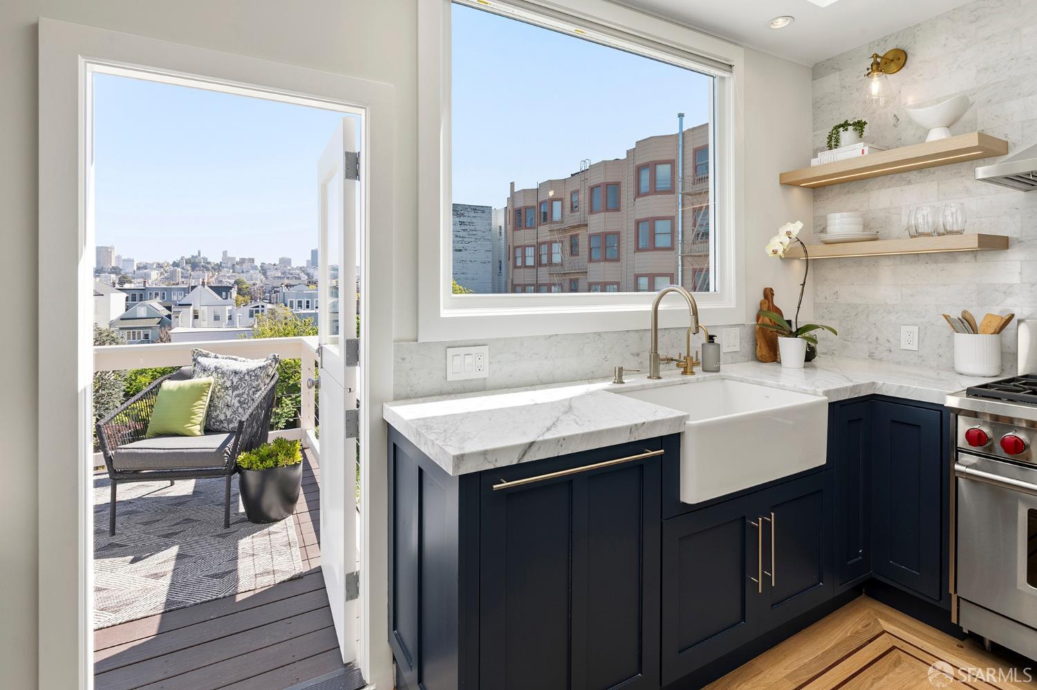 Detail Gallery Image 12 of 61 For 3036 Pierce St, San Francisco,  CA 94123 - 3 Beds | 2 Baths