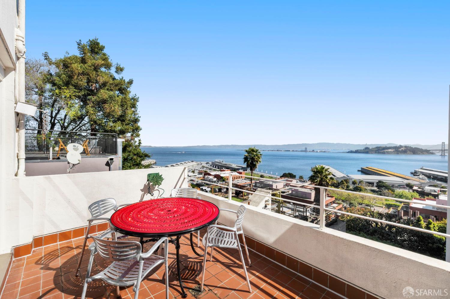 Detail Gallery Image 33 of 64 For 1360 Montgomery St #2,  San Francisco,  CA 94133 - 1 Beds | 1 Baths