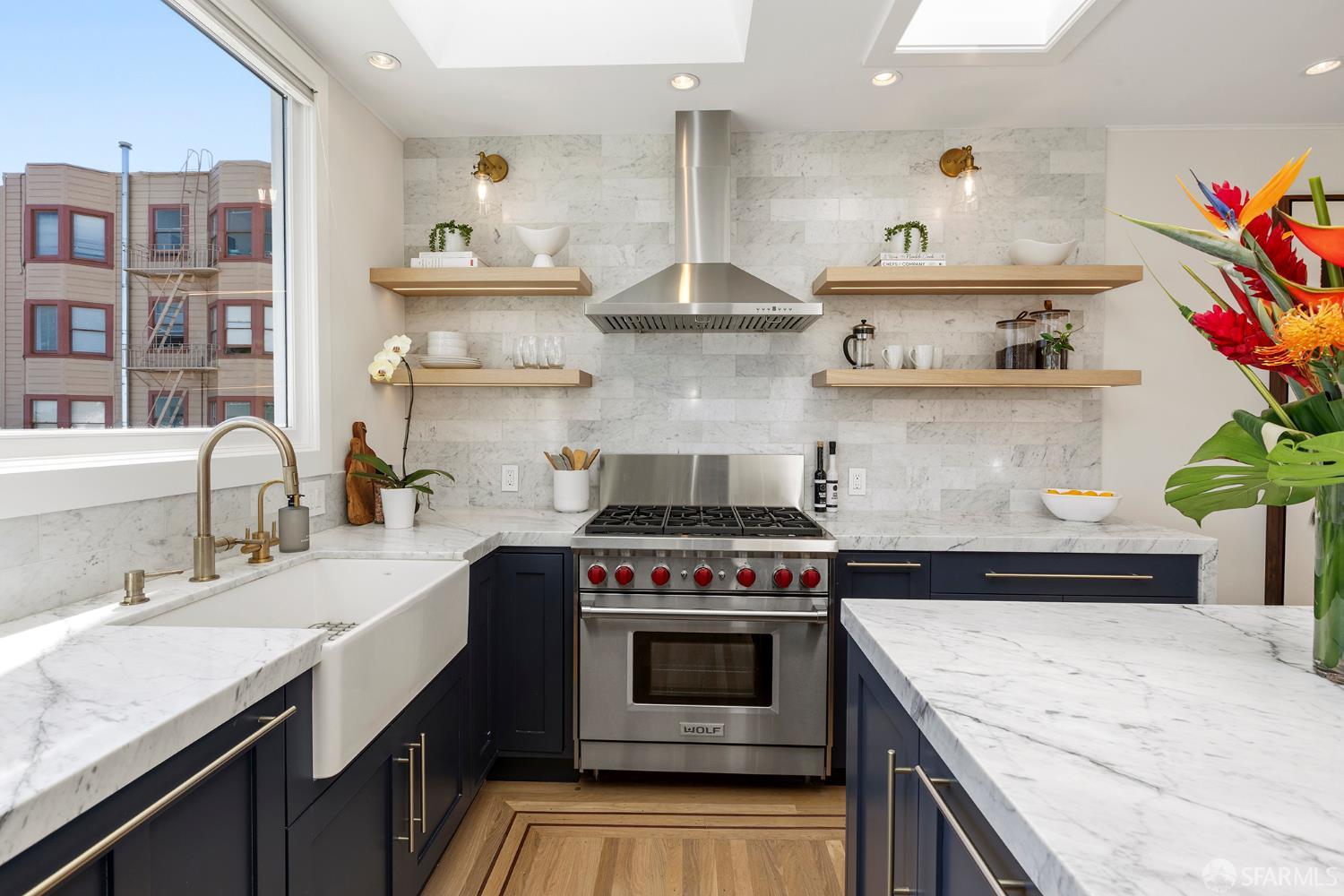 Detail Gallery Image 8 of 61 For 3036 Pierce St, San Francisco,  CA 94123 - 3 Beds | 2 Baths