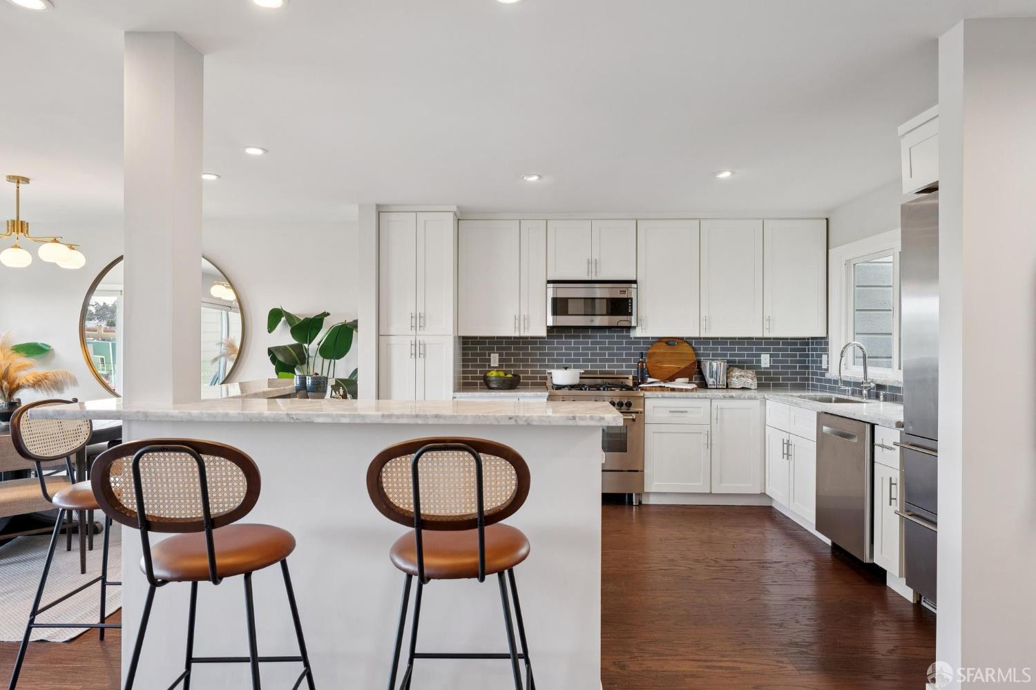 Detail Gallery Image 10 of 38 For 531 16th Ave, San Francisco,  CA 94118 - 4 Beds | 3 Baths