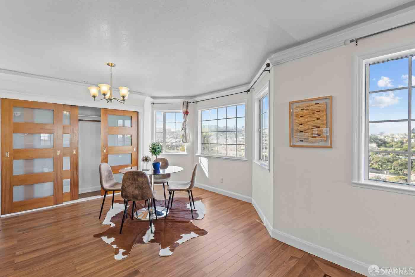 Detail Gallery Image 14 of 60 For 743 Silver Ave, San Francisco,  CA 94134 - 5 Beds | 6 Baths